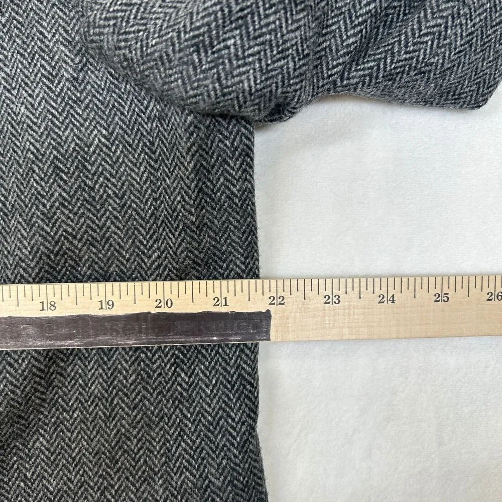 Banana Republic Tweed Sport Coat Mens‎ 44R 44 Grey Herringbone Wool